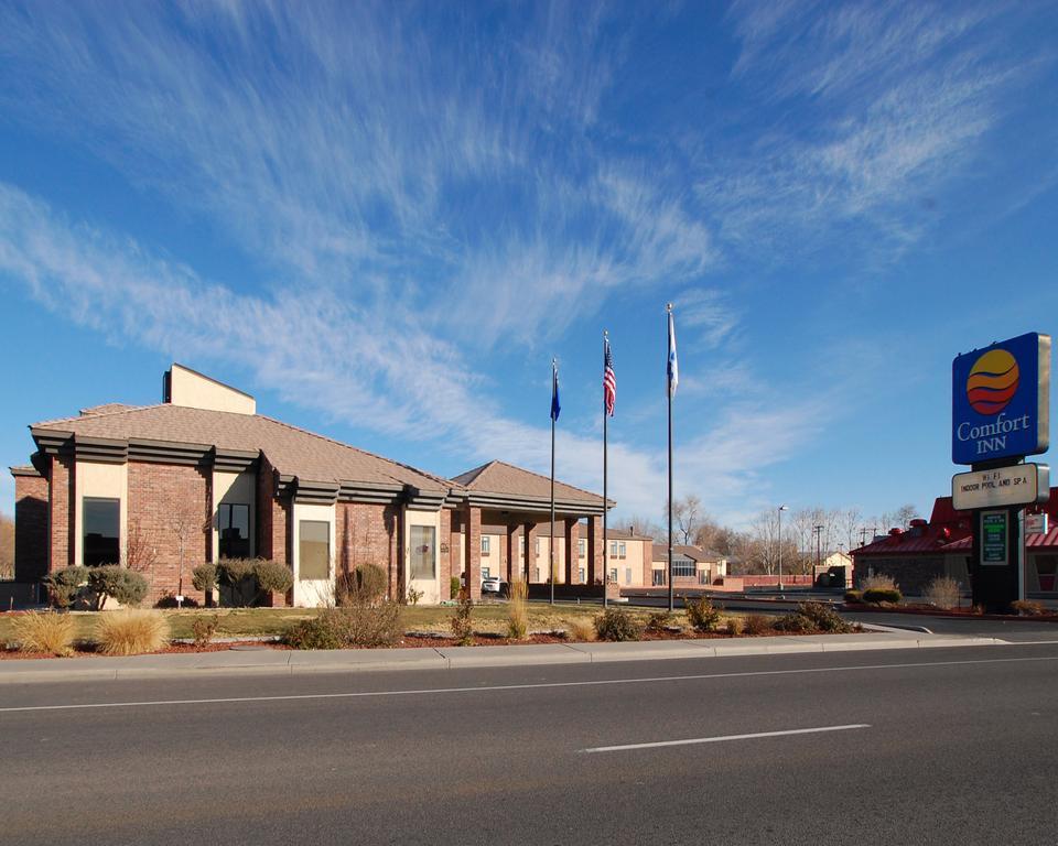 Comfort & Near Naval Air Station 3*