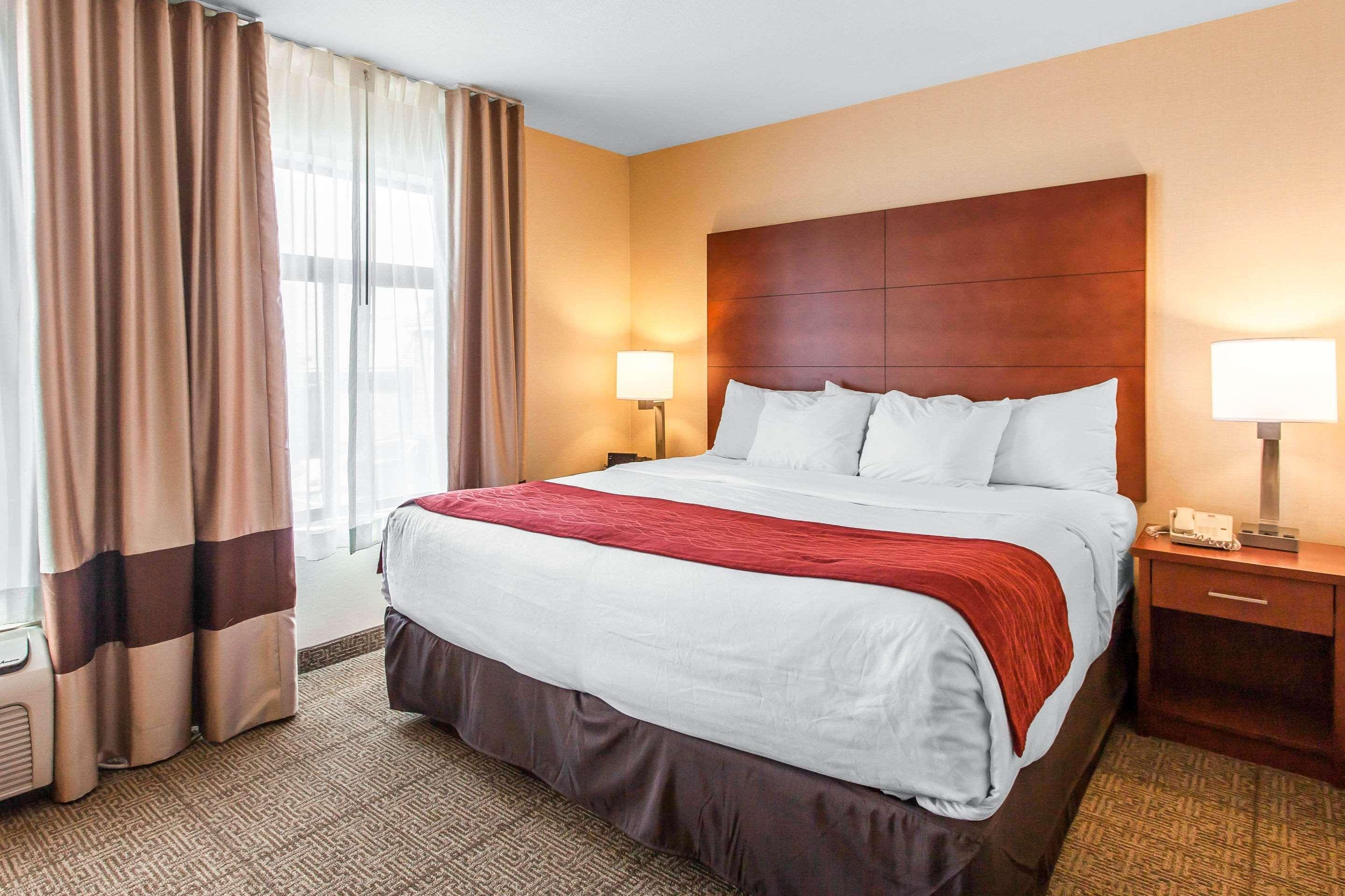 Comfort & Near Naval Air Station 3* Fallon