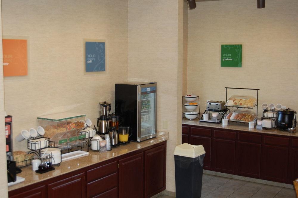 Hotel Comfort & Near Naval Air Station