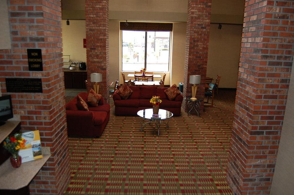 Comfort & Near Naval Air Station Fallon