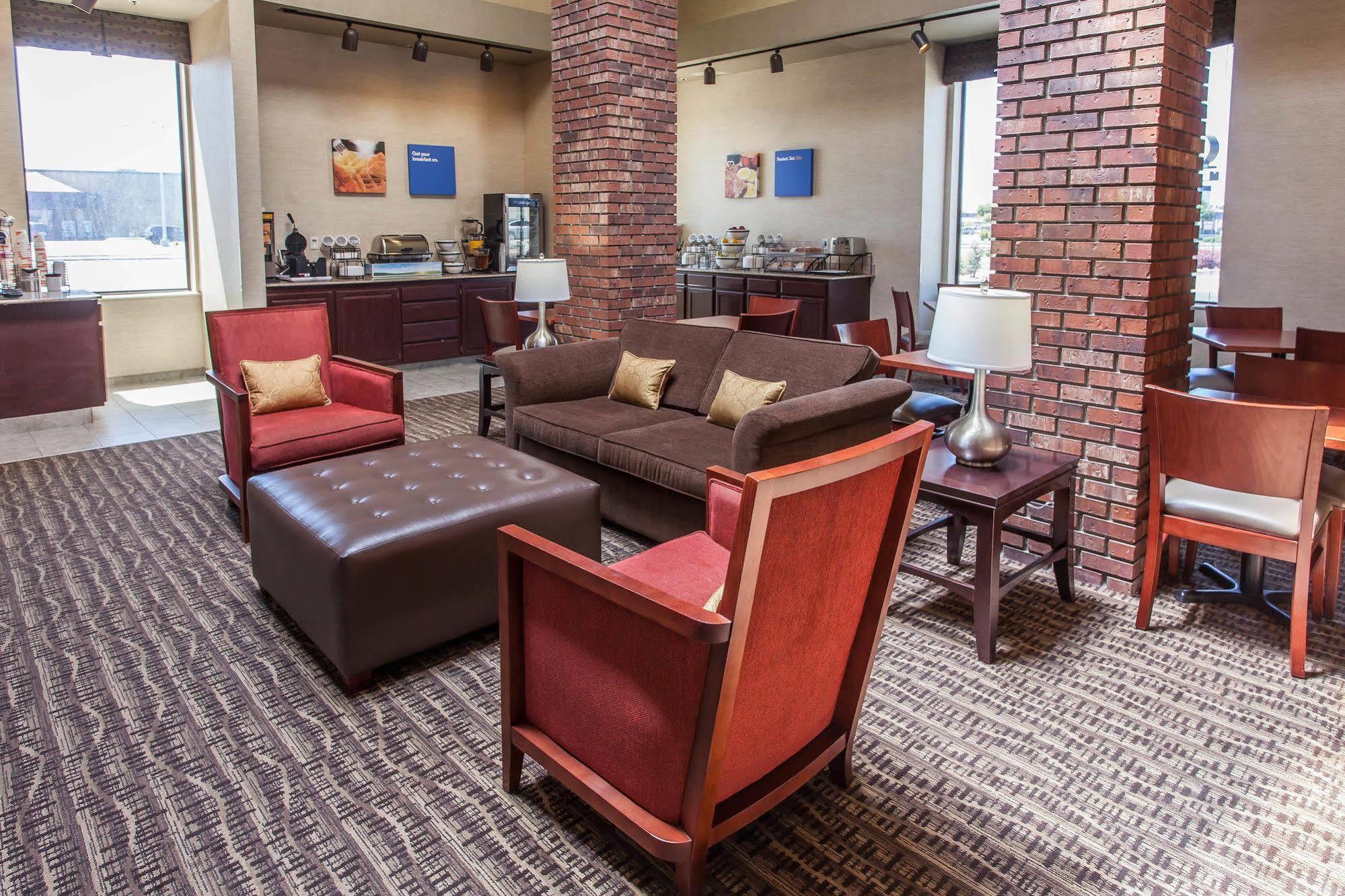 Comfort & Near Naval Air Station