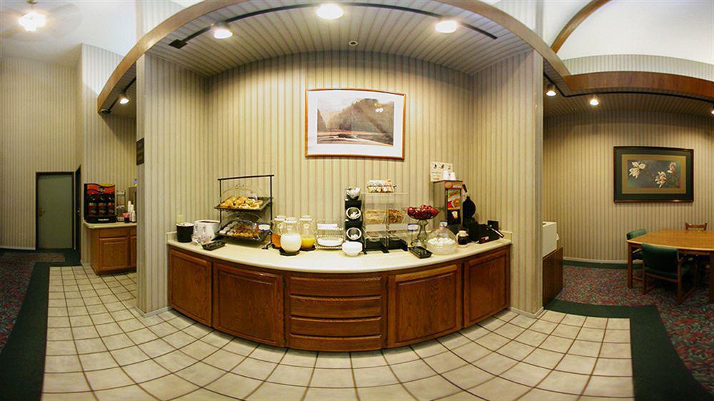 Comfort & Near Naval Air Station Hotel 3*